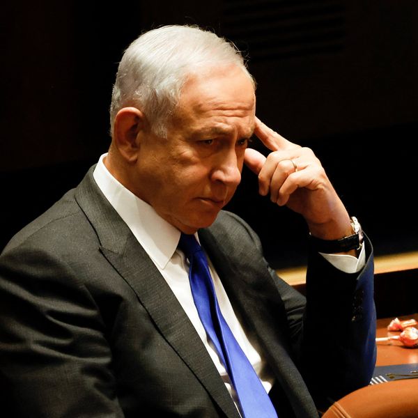 Pressure mounts on Netanyahu as opposition moves to dissolve parliament