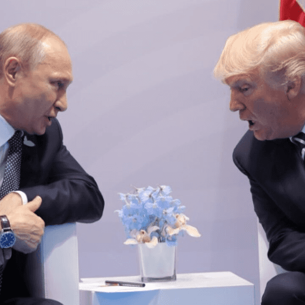 Trump claims Putin seeks Ukraine peace settlement while criticizing Zelensky over refinery strikes