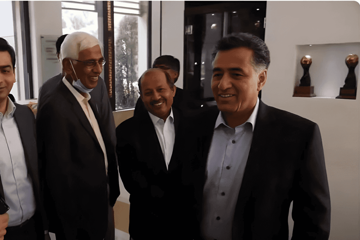 Pakistan Army formally arraigns ex-spy chief for engaging in ‘political activities’