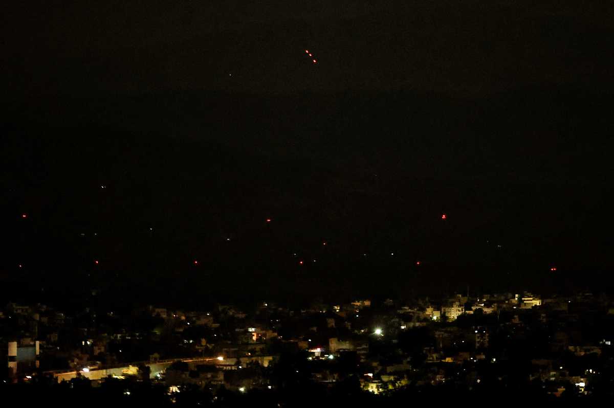 Violations reported after India and Pakistan agree to ceasefire