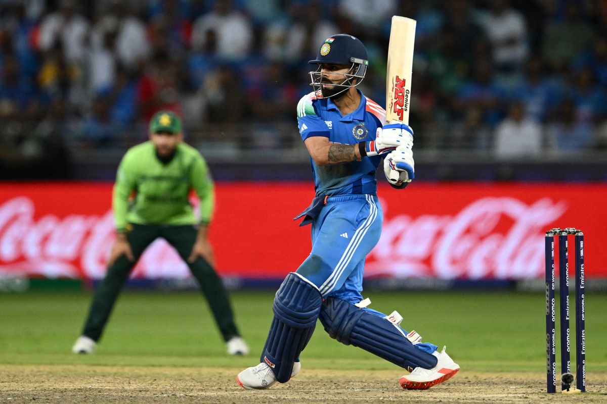 Kohli's masterclass puts Pakistan on the verge of Champions Trophy exit