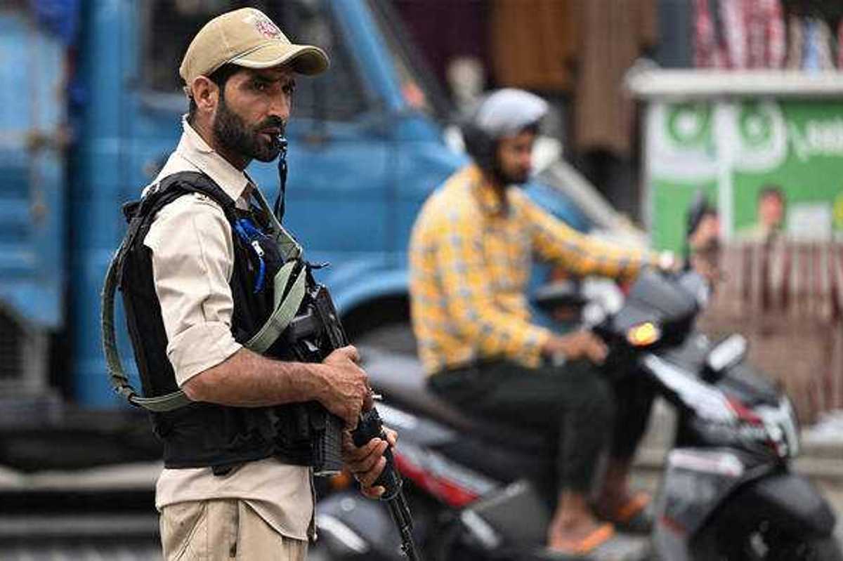 Indian police officer charged in US extortion, crime probe