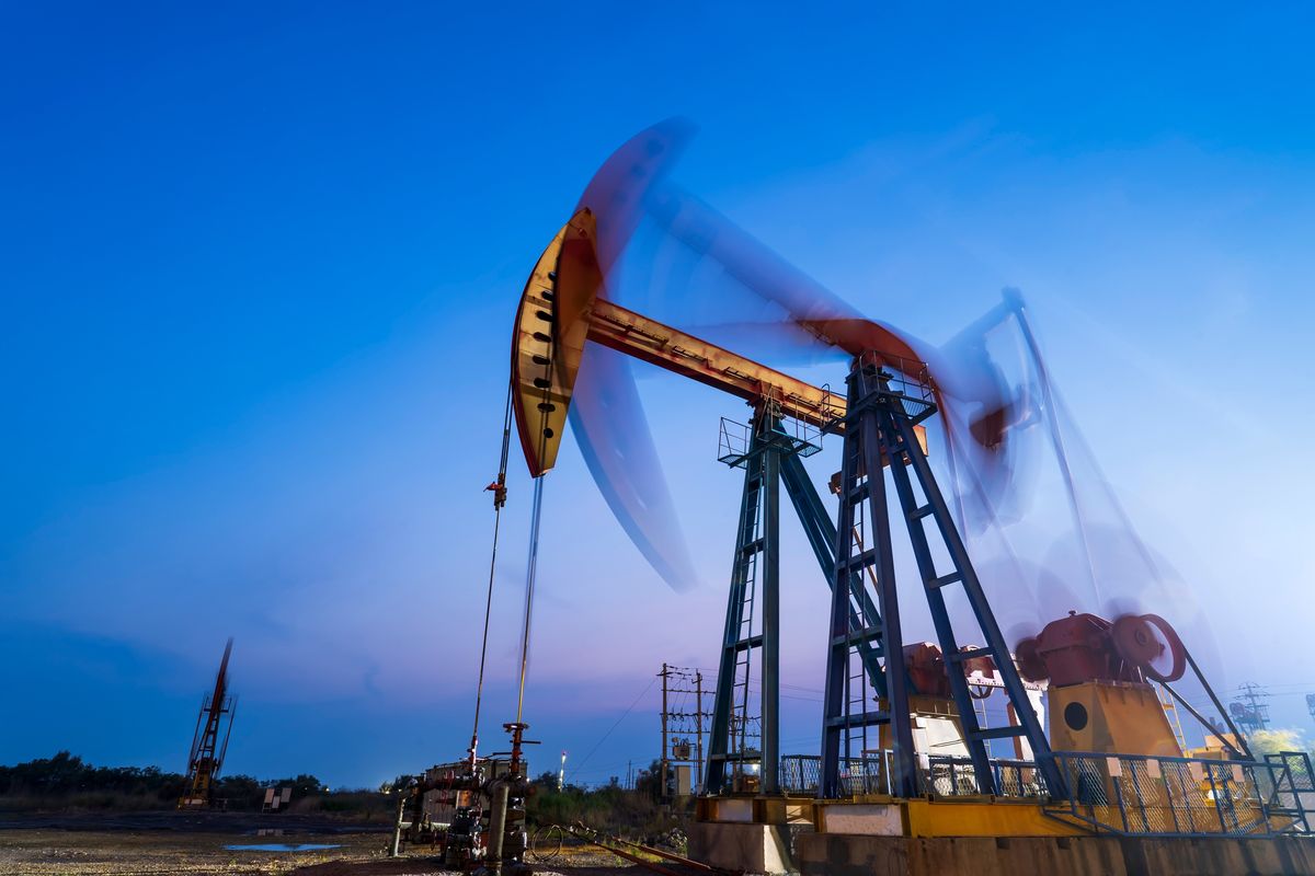 Saudi industrial production dips in September amid decline in oil refining activity