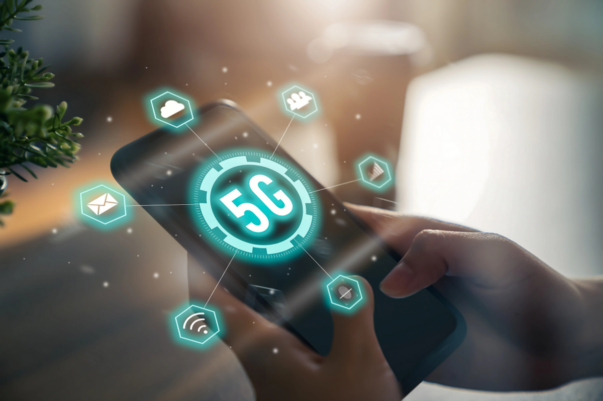 Pakistan faces growing digital crisis as spectrum disputes stall 5G rollout
