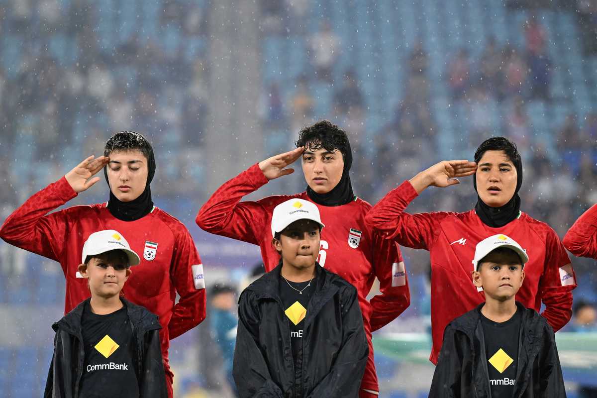 Iran players sing final anthem before bowing out of Women's Asian Cup