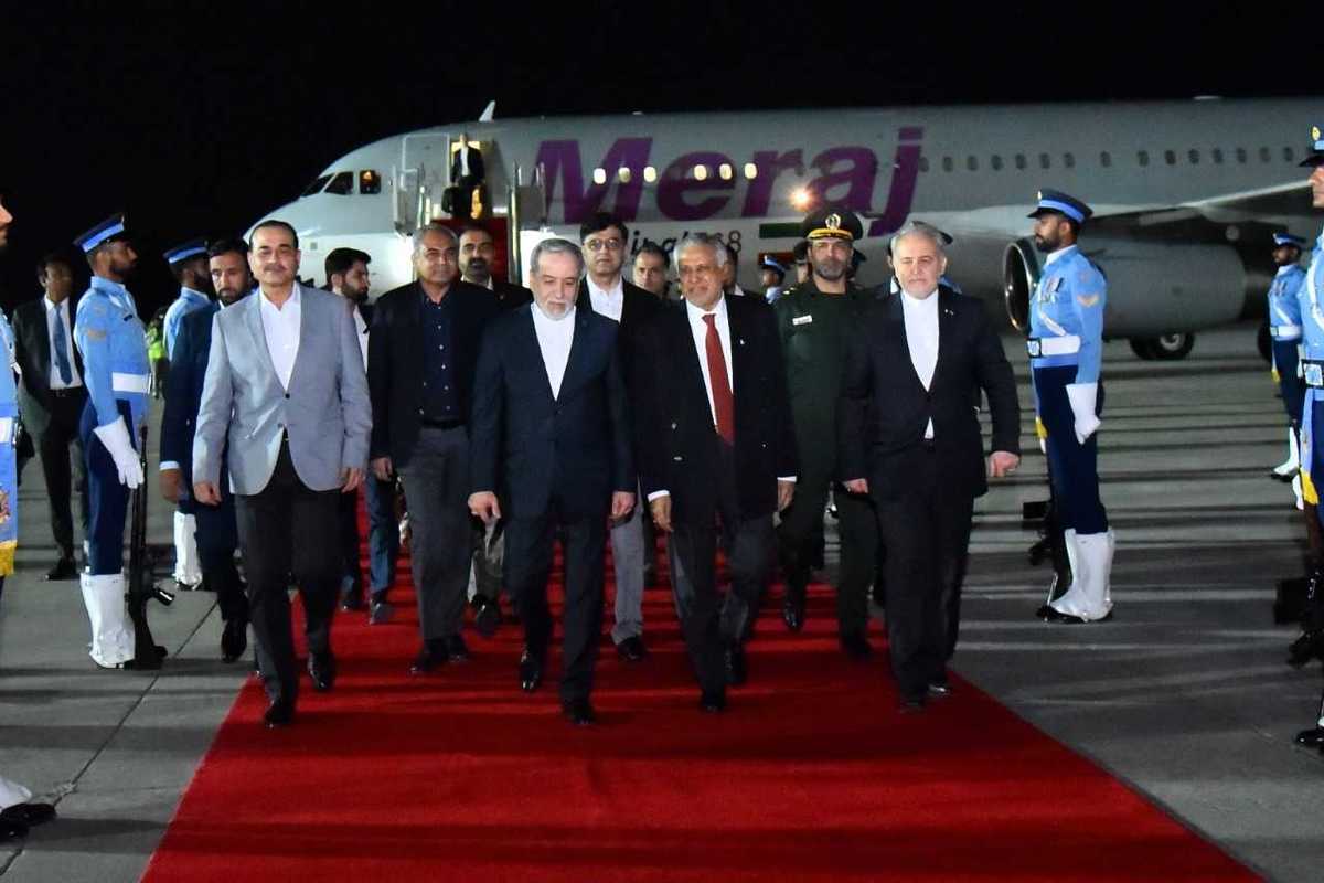 Iran FM Araghchi arrives in Islamabad as Pakistan pushes US talks