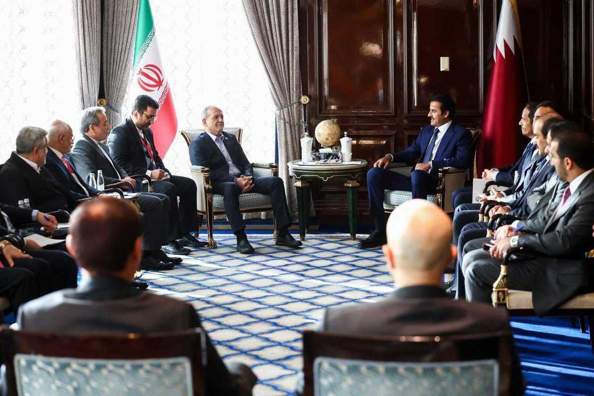 Iran, Qatar leaders discuss energy cooperation in Moscow amid regional war