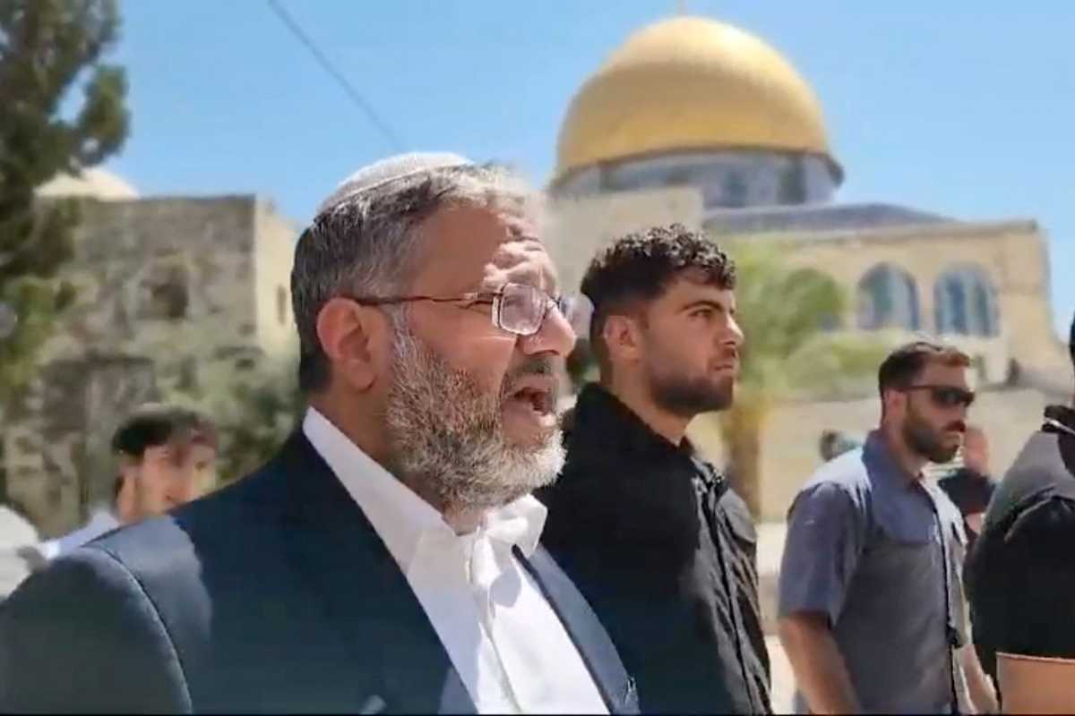 Worldwide condemnation over far-right Israeli minister's storming of Al-Aqsa mosque