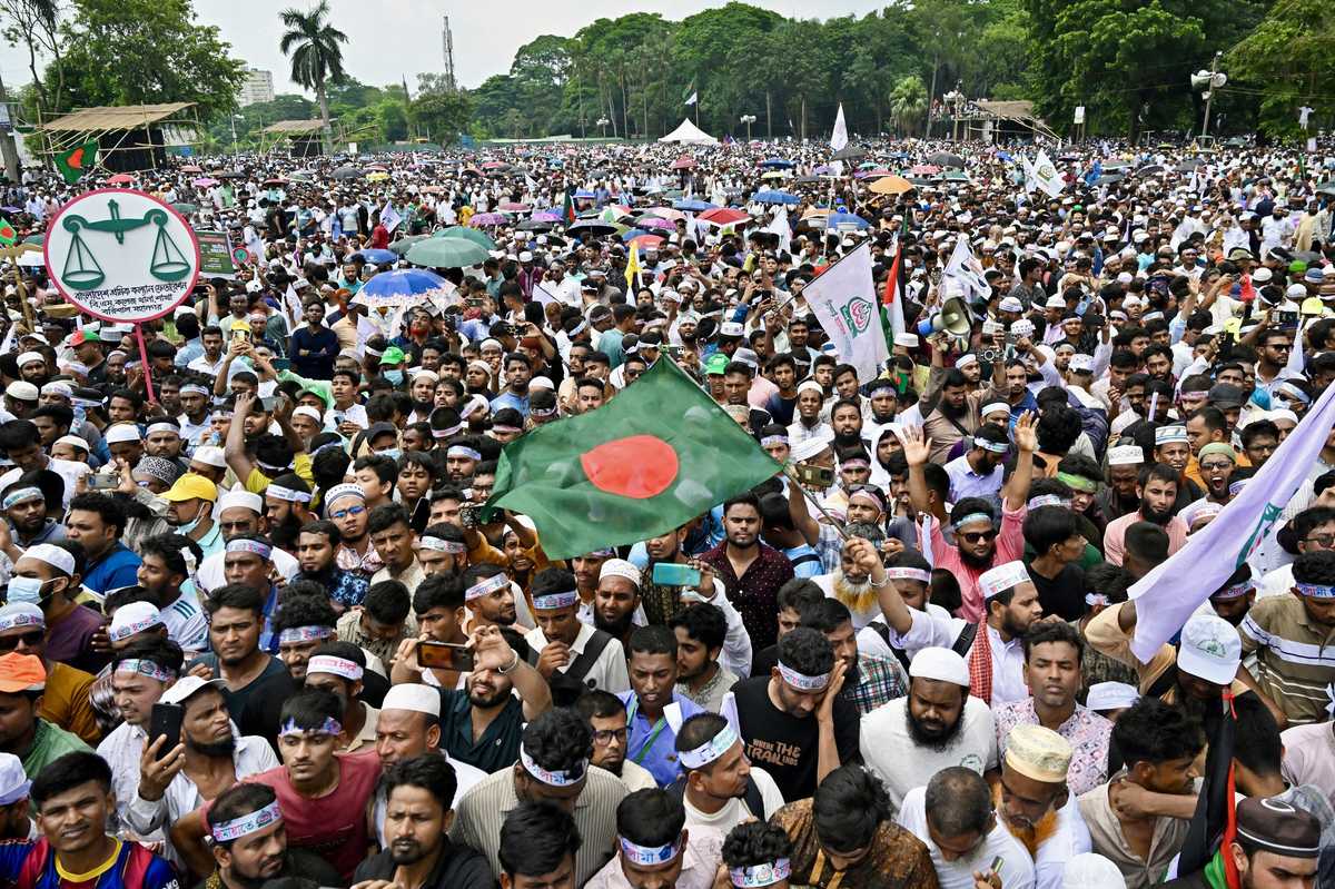 Bangladesh's largest religious party holds mega rally