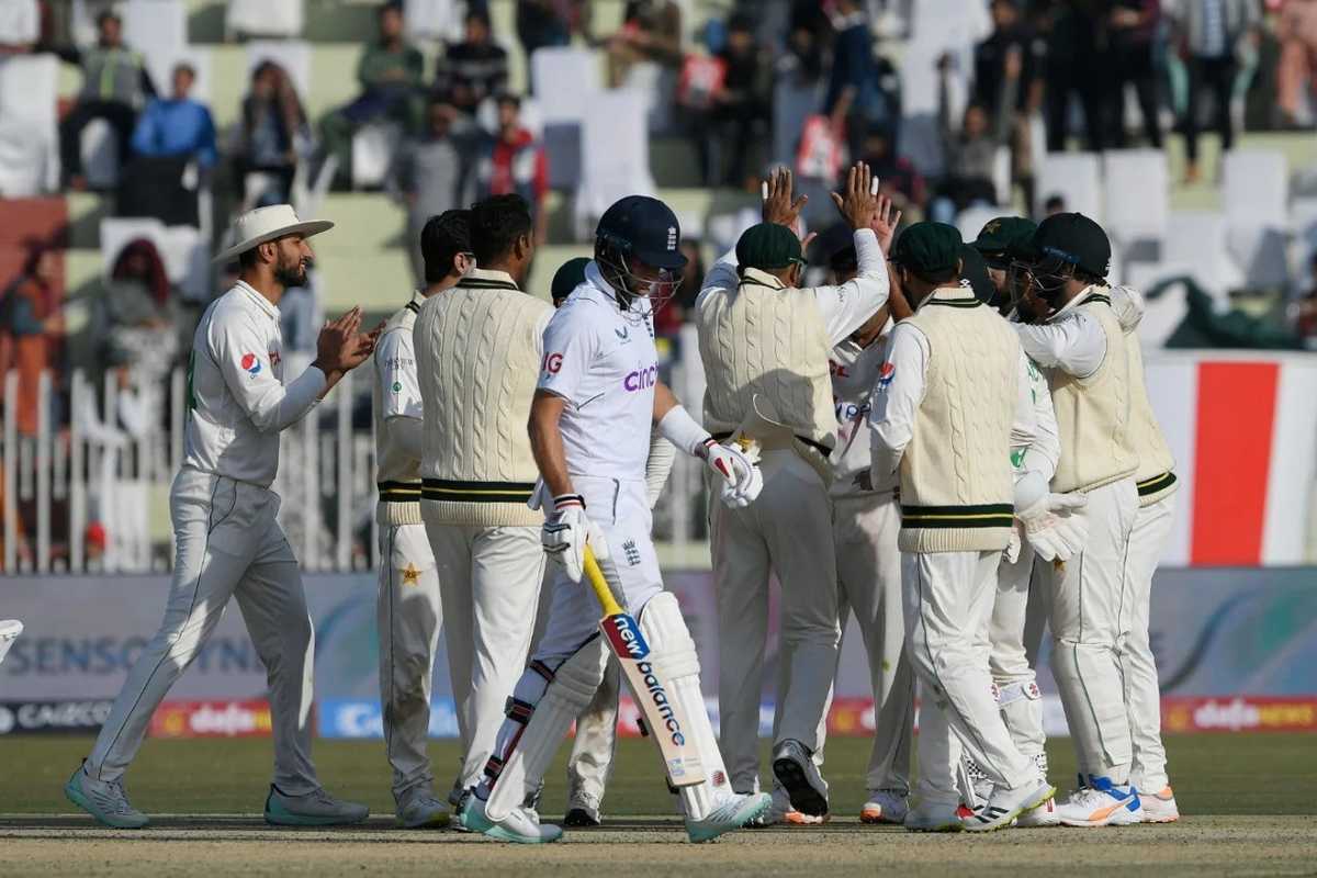 Pakistan must take advantage of England Test squad’s vulnerabilities