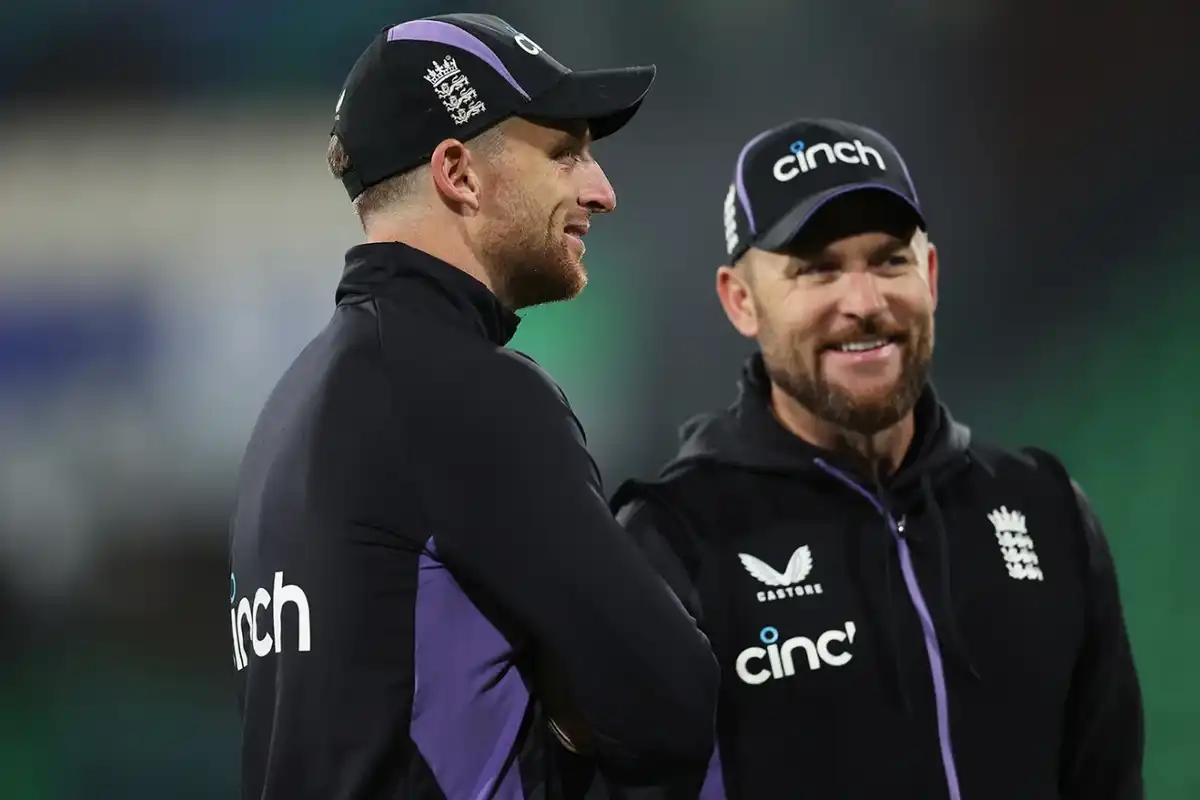 McCullum keen to stay on as England coach despite challenges