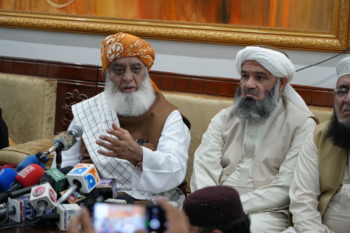 Pakistan’s religio-political leader suggests shake-up in PTI-led Khyber Pakhtunkhwa govt