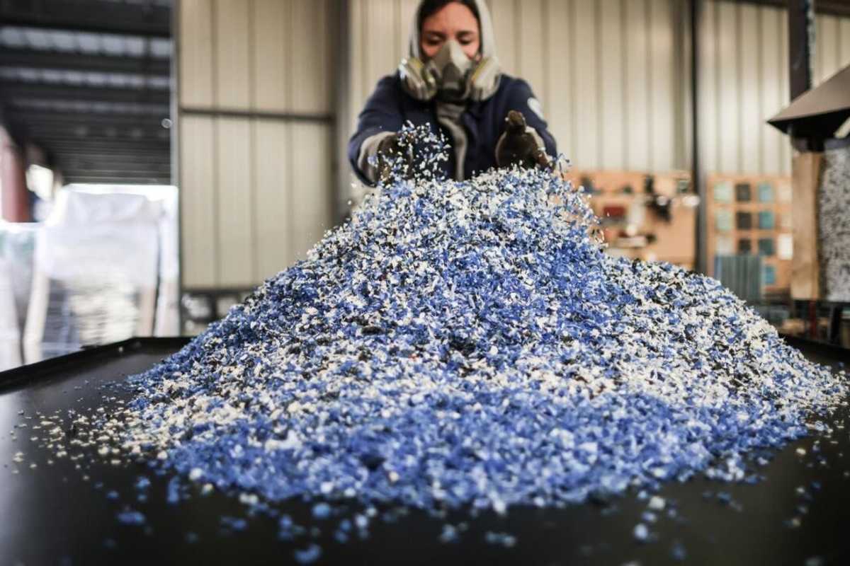 At plastic treaty talks, no united front for industry