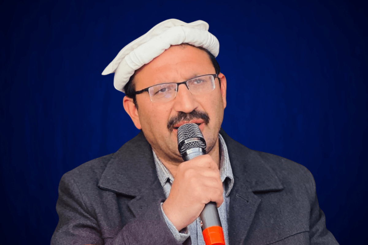 Imran Khan loyalist quits top oversight role on his orders