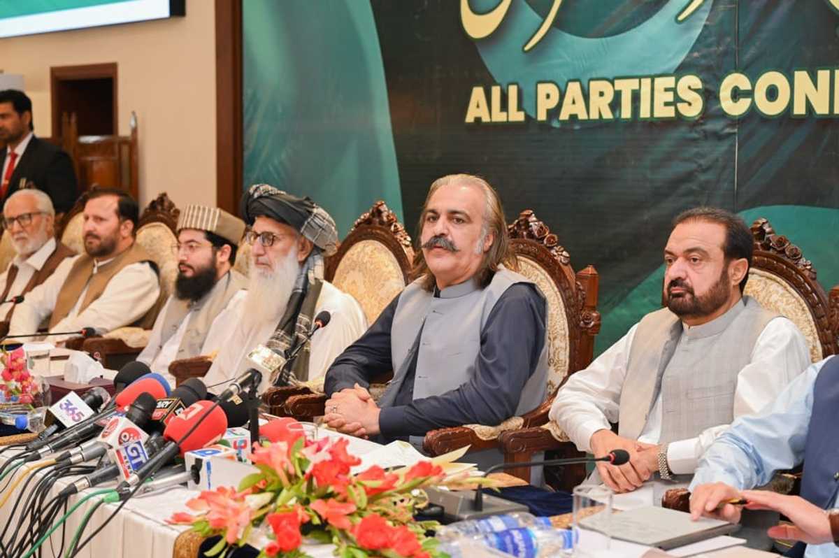 Political leaders in Pakistan’s KP unite in opposition to potential military operation