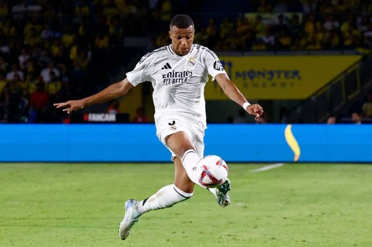 Mbappé says victim of 'fake news' after 'rape' report in Sweden