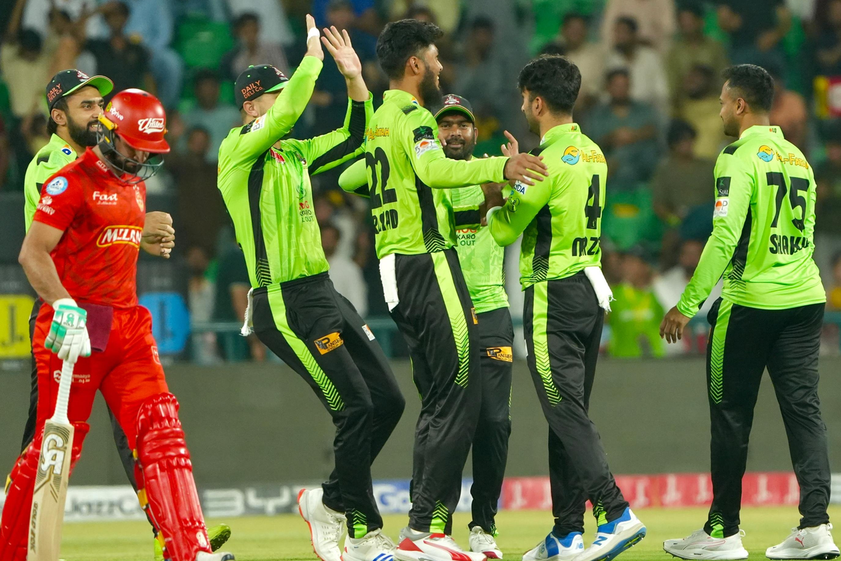Lahore Qalandars crush Islamabad United to reach HBL PSL X final