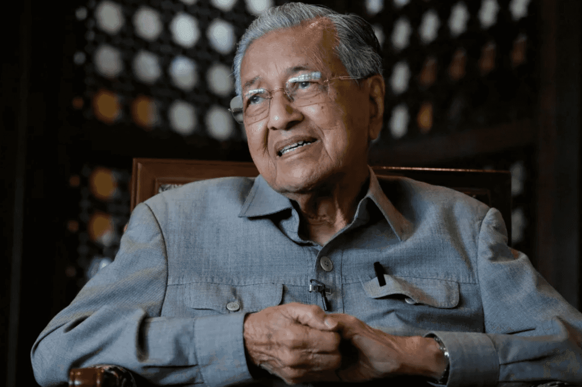 Ex-Malaysian PM Mahathir, 99, hospitalized with respiratory infection