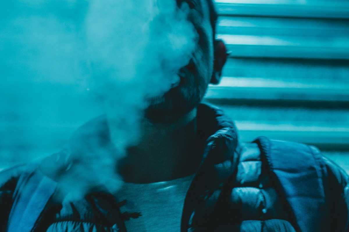 Smoking sales soar as Pakistan’s tobacco giants report PKR 276 billion in revenue