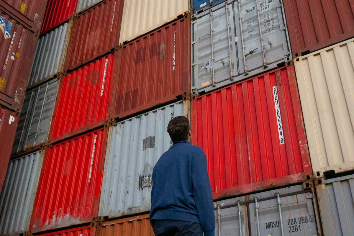 Pakistan’s trade deficit widens 5% in February as oil risks loom