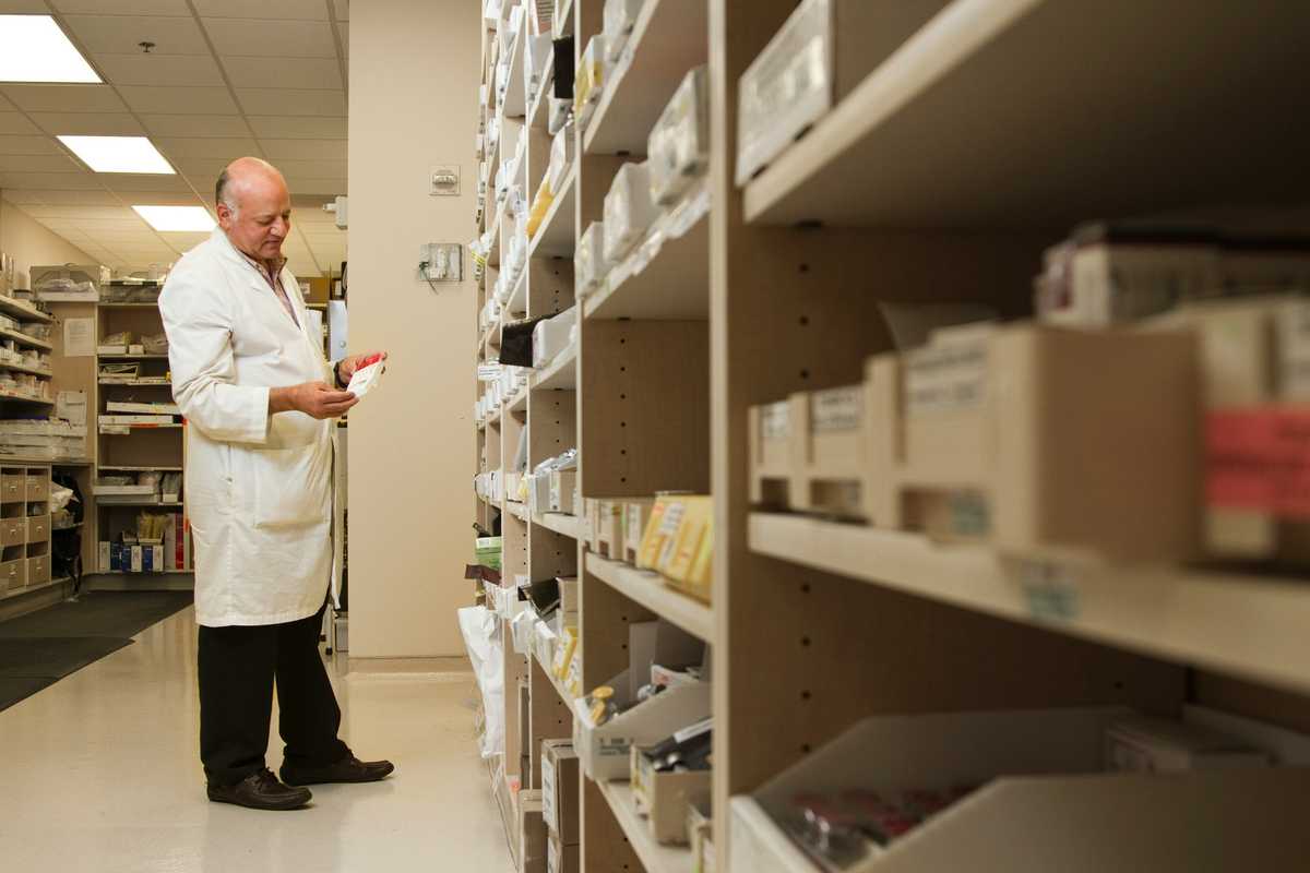 Pakistan’s pharmaceuticals sector earnings surge to PKR 24.8 billion
