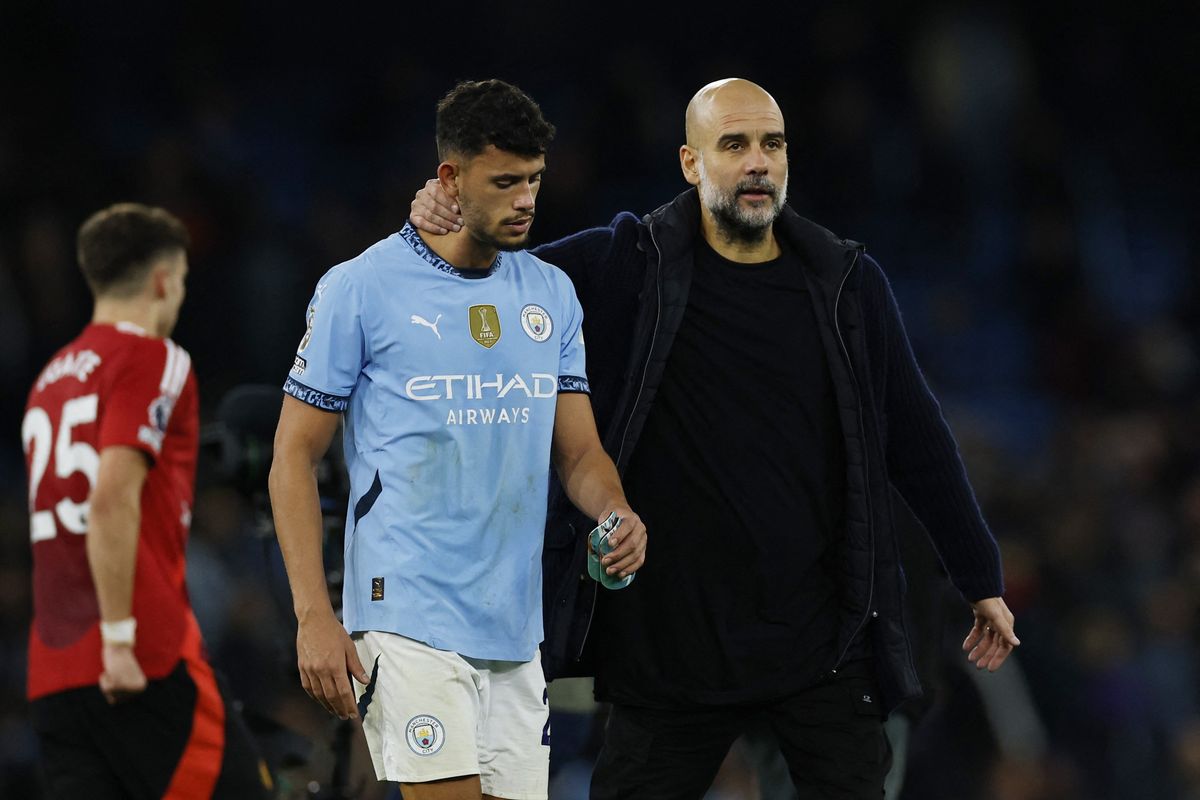 Man Utd deepen Guardiola's gloom, Chelsea gain on Liverpool