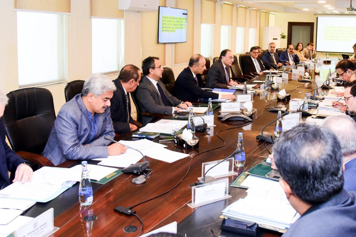 Pakistan approves circular debt management plan agreed with IMF