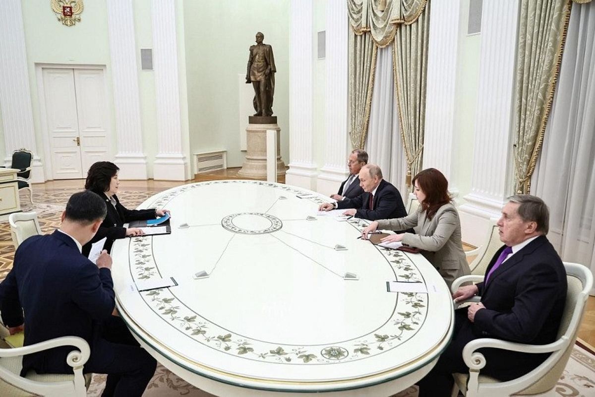 Putin hosts North Korean foreign minister on Russia's 'unity day'