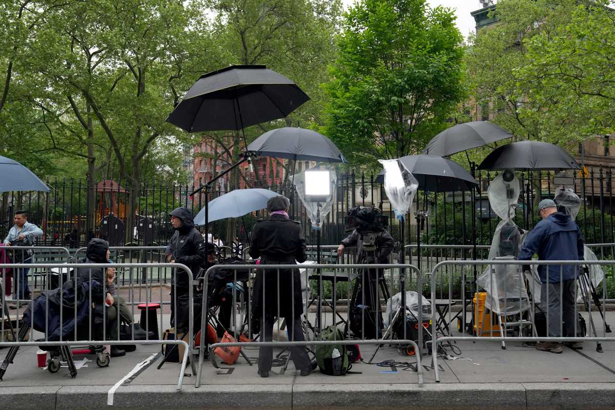 Jury selection begins in Sean "Diddy" Combs' sex trafficking trial