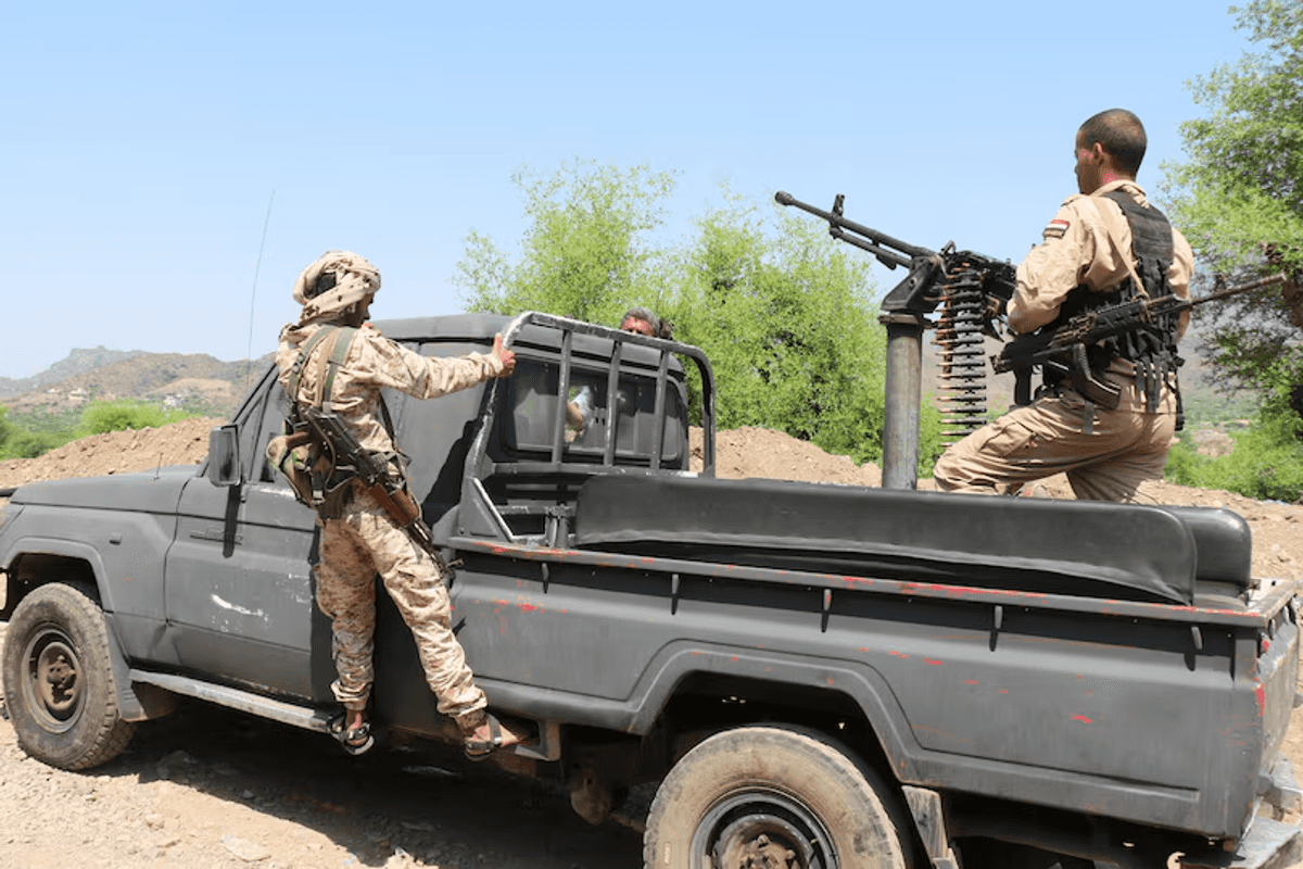 Yemeni government forces seize key positions near Bab el-Mandeb: report