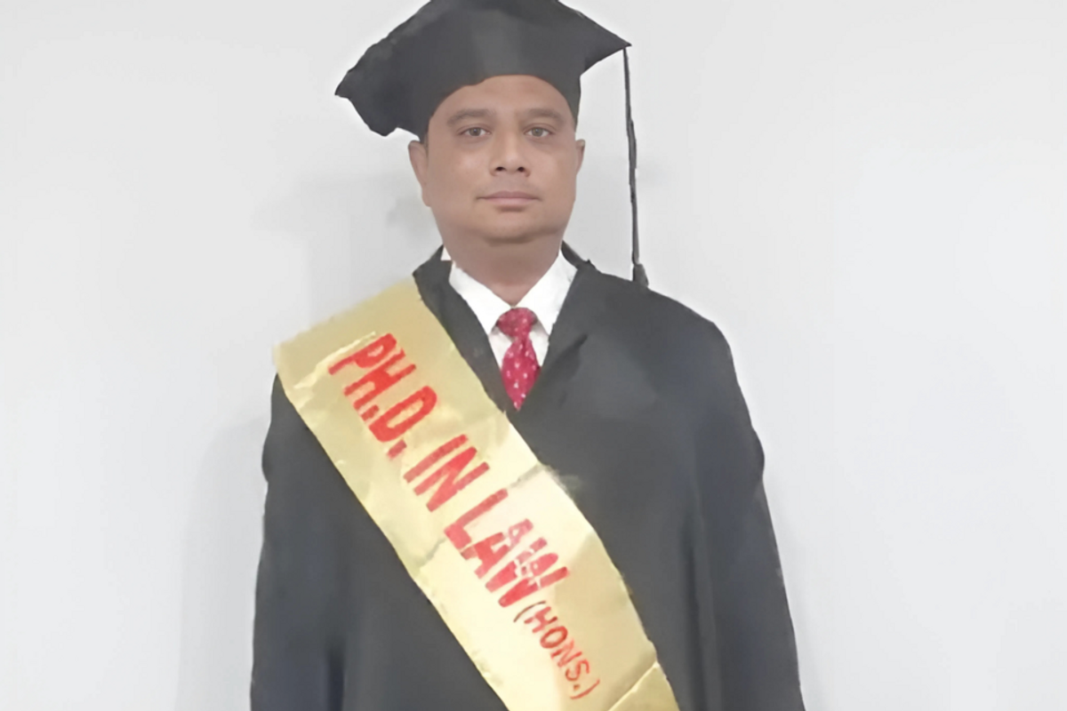 Conman 'judge' arrested in India for running fake court