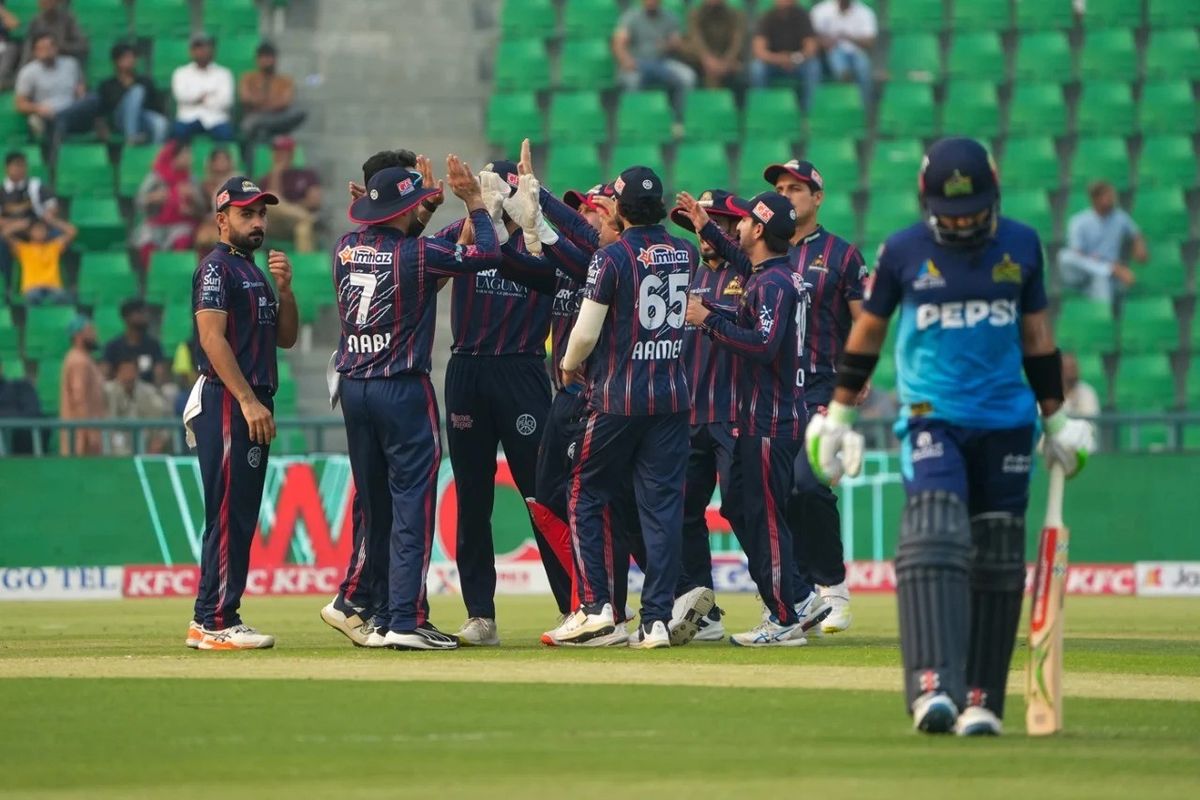 Multan out of race for HBL PSL playoffs after losing to Karachi