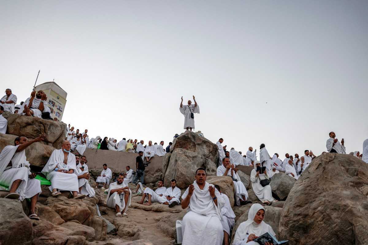 Pilgrims pray on Mount Arafat as Hajj reaches its peak