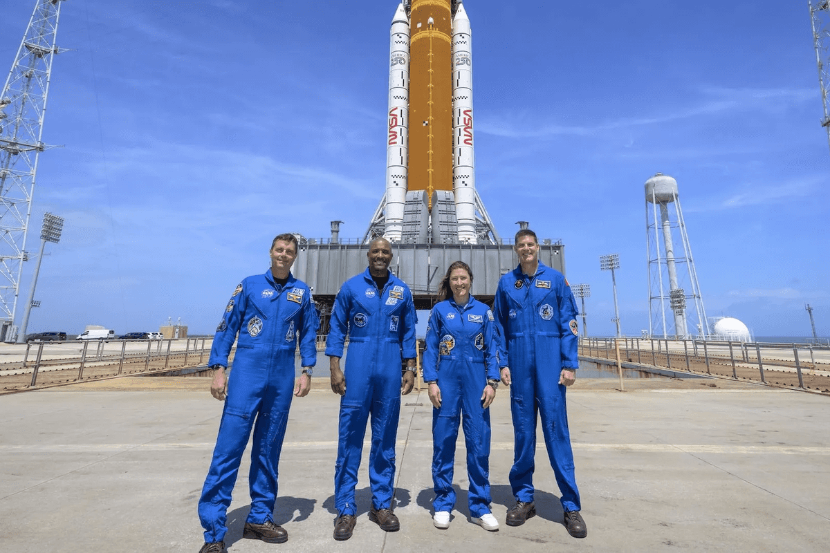 Astronauts begin NASA lunar mission after climactic blast-off