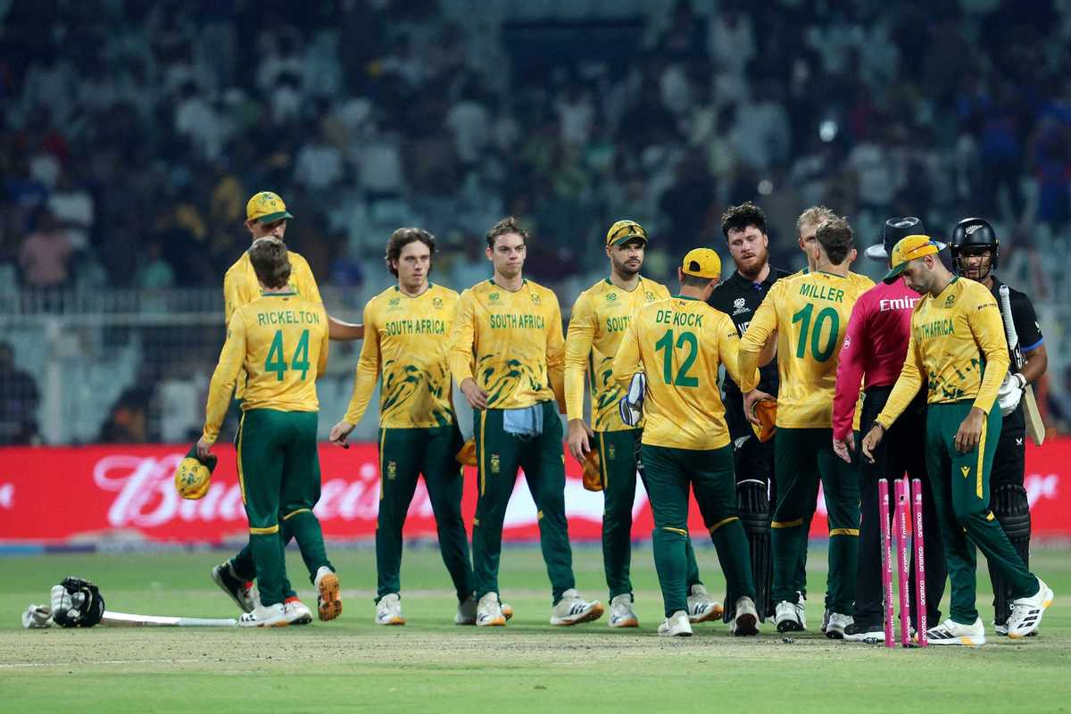 South Africa team, stranded in India, to fly home from Wednesday