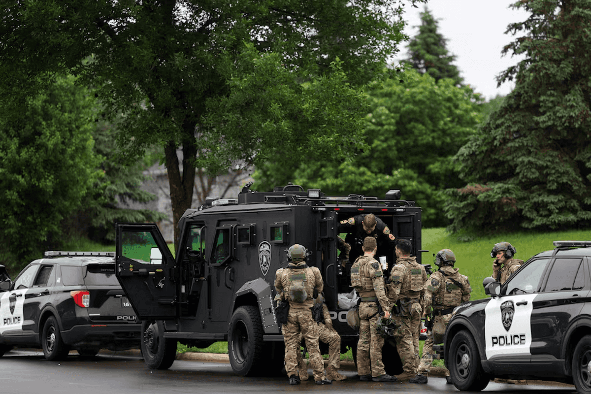 Minnesota manhunt underway for suspect in deadly shooting of Democratic state lawmakers