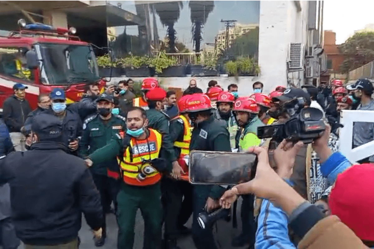 Two killed in fire at Lahore hotel, probe launched