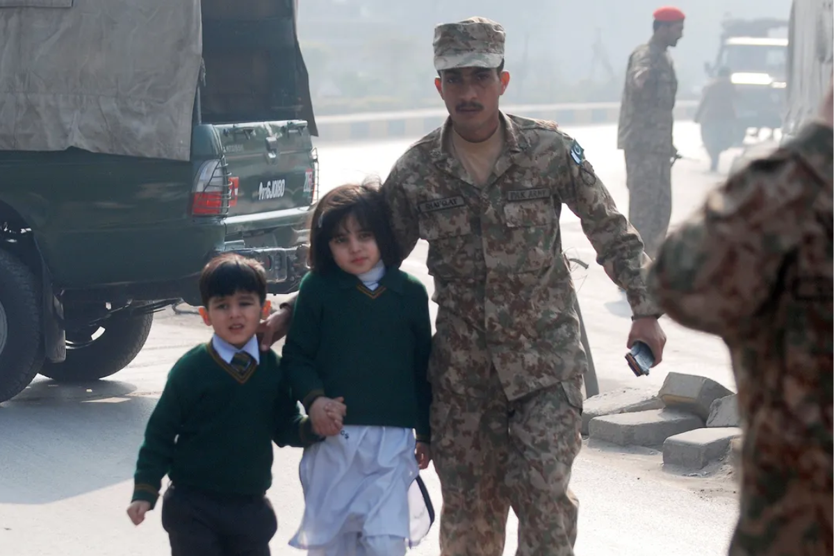 Schools in major Pakistani cities to close Dec 16 over terror threats