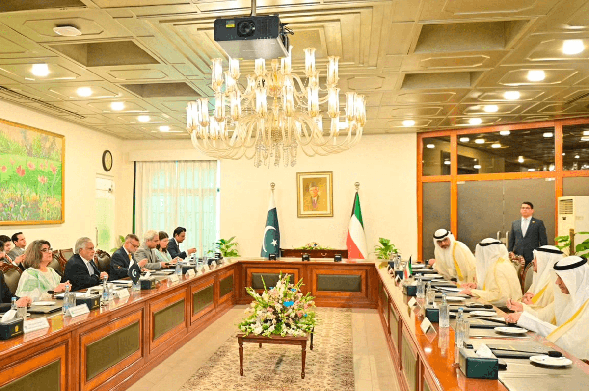 Pakistan, Kuwait agree to deepen cooperation across trade, energy and defense