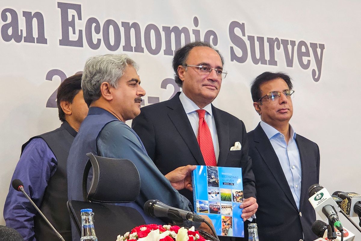 Pakistan’s economy grows 2.7% in FY25, misses 3% target: Economic Survey