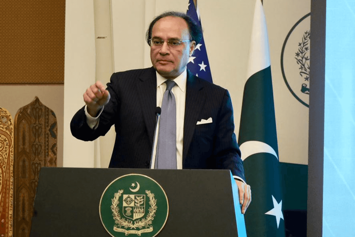Finance minister meets Pakistan Cotton Ginners Association to discuss cotton sector reforms