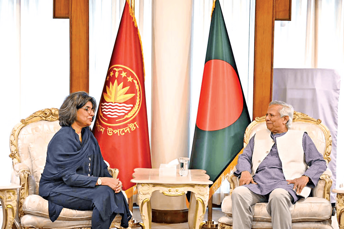 Bangladesh seeks apology from Pakistan over 1971 war, urges resolution of ‘historical issues’