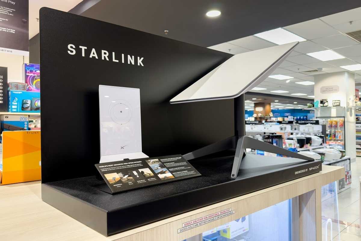 Pakistan grants provisional license to Starlink
