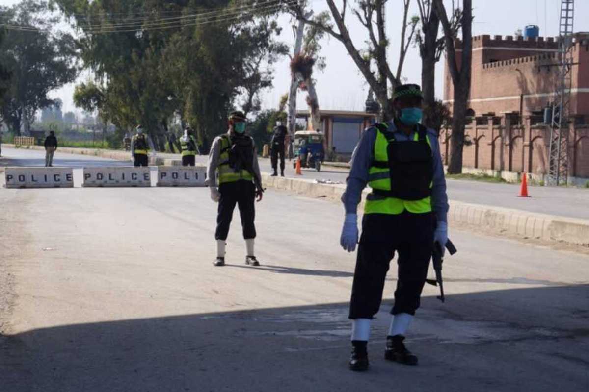 No lockdown in Pakistan after political leaders fail to reach consensus