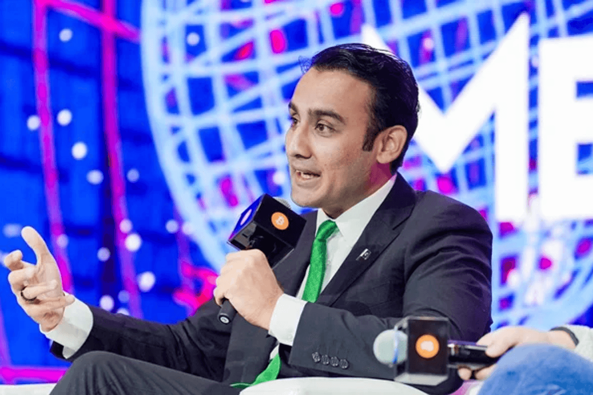 Pakistan seeks role in shaping global digital finance
