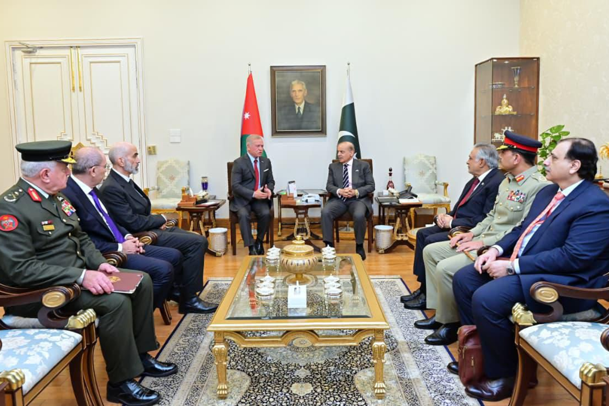 Pakistan PM, Jordanian king discuss Gaza crisis and regional peace