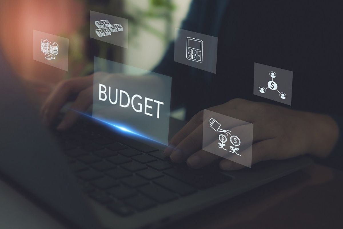 Sindh unveils PKR 3.45 trillion budget with pay hikes, development spending cuts