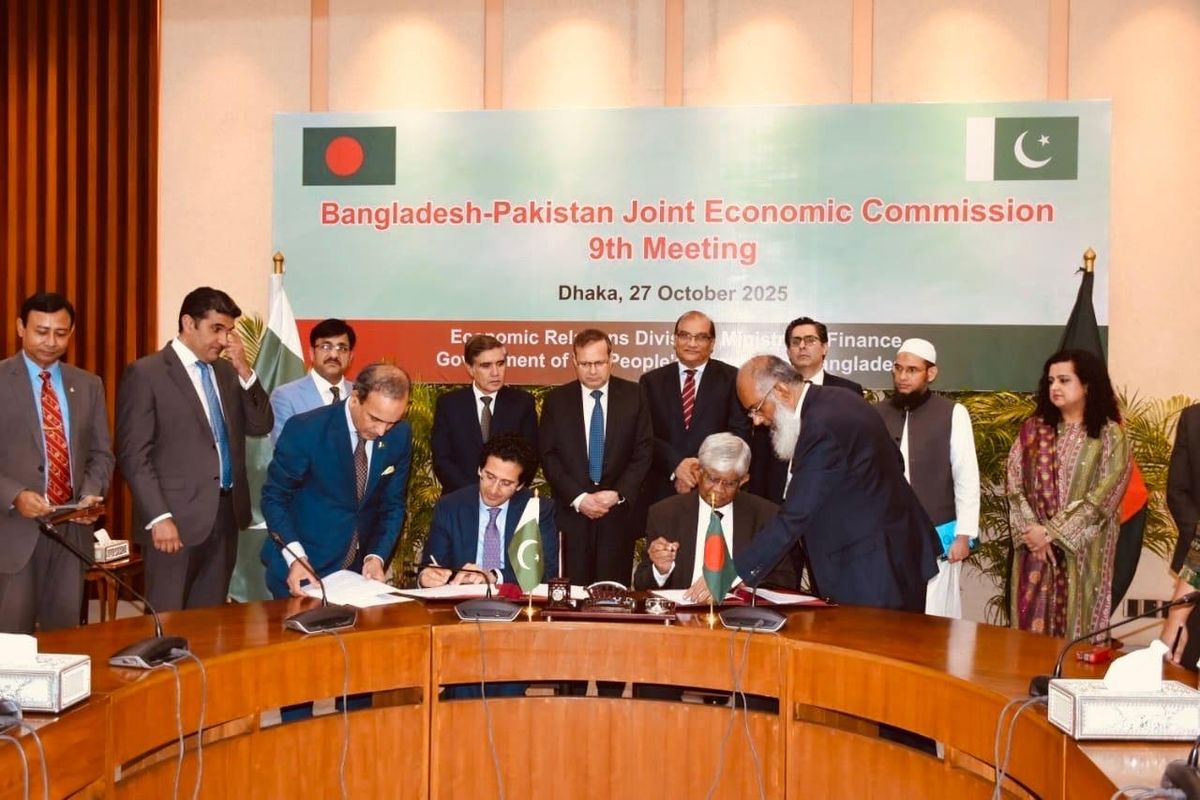 Pakistan, Bangladesh revive economic talks after two decades