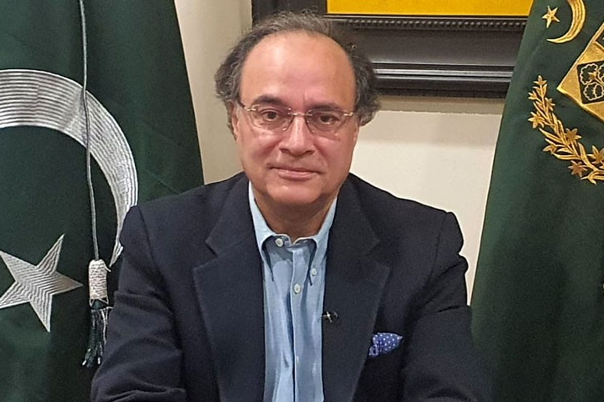 Pakistan discusses $7 billion bailout reform agenda with IMF in unusual talks