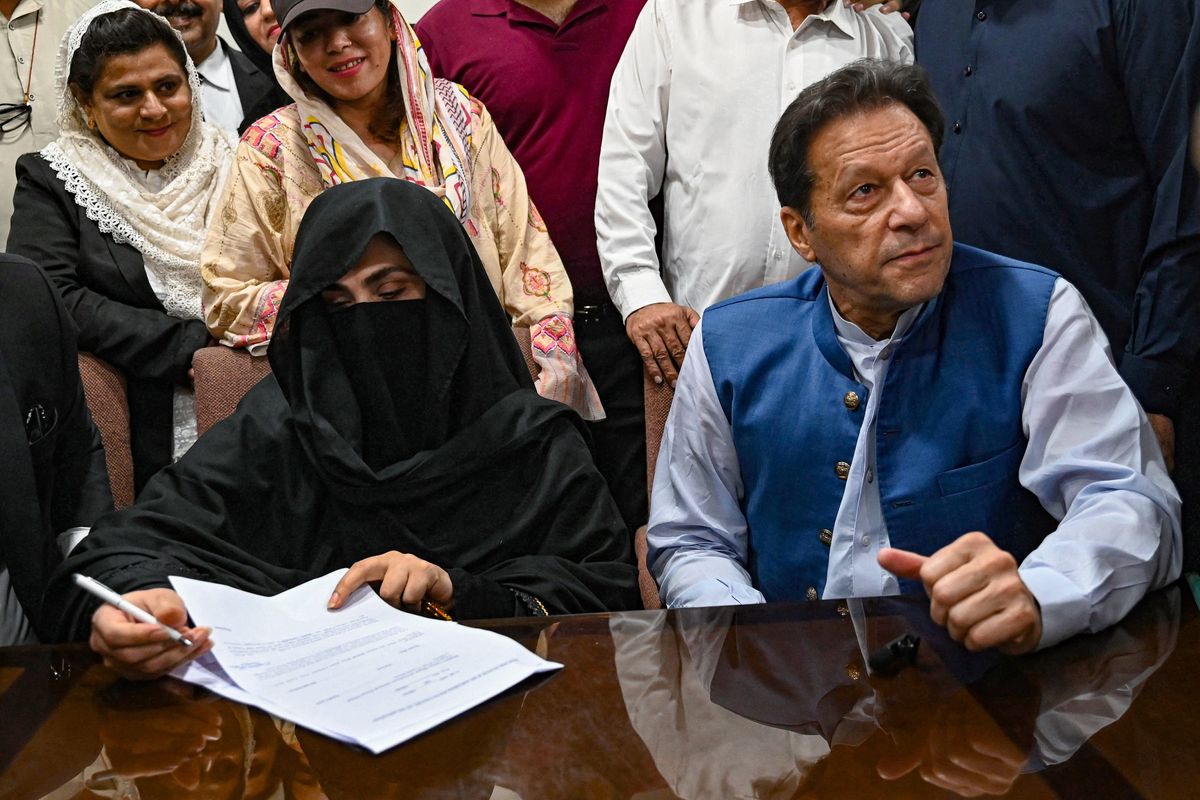 Verdict against Khan, wife in £190m case postponed for third time